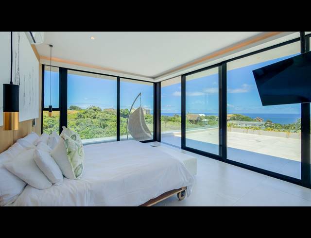 5 BEDROOM HOUSE FOR SALE IN ZULULAMI LUXURY COASTAL ESTATE